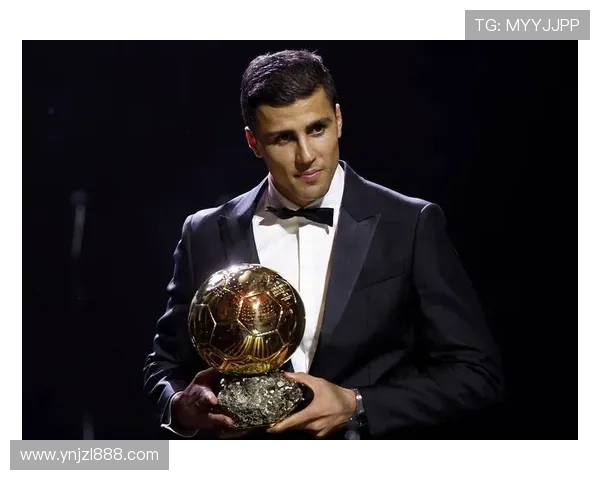 全球顶尖男子足球明星最新排名揭晓引发热议与关注